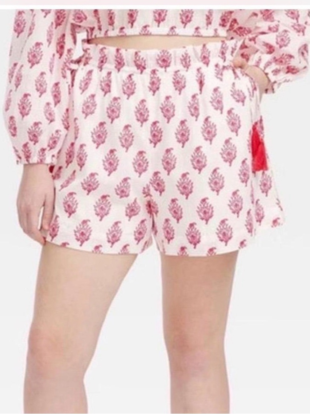 Roller Rsbbit x Target Women’s White & Pink Floral Shorts, NWT Sz Small